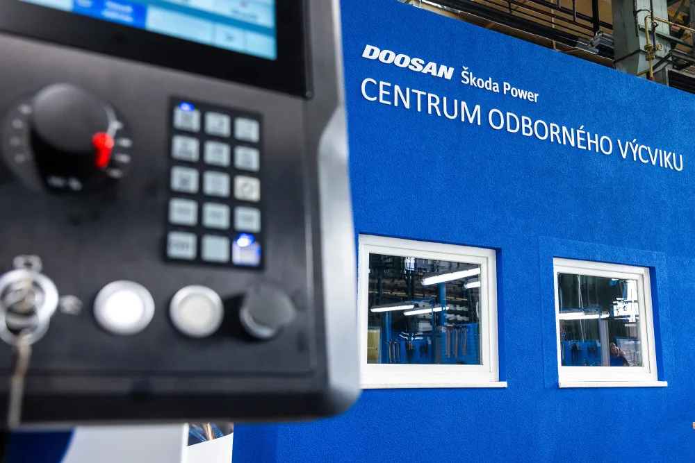 Společnost Doosan Škoda Power otevřela svoje Centrum odborného výcviku. Chce si vychovat zaměstnance
