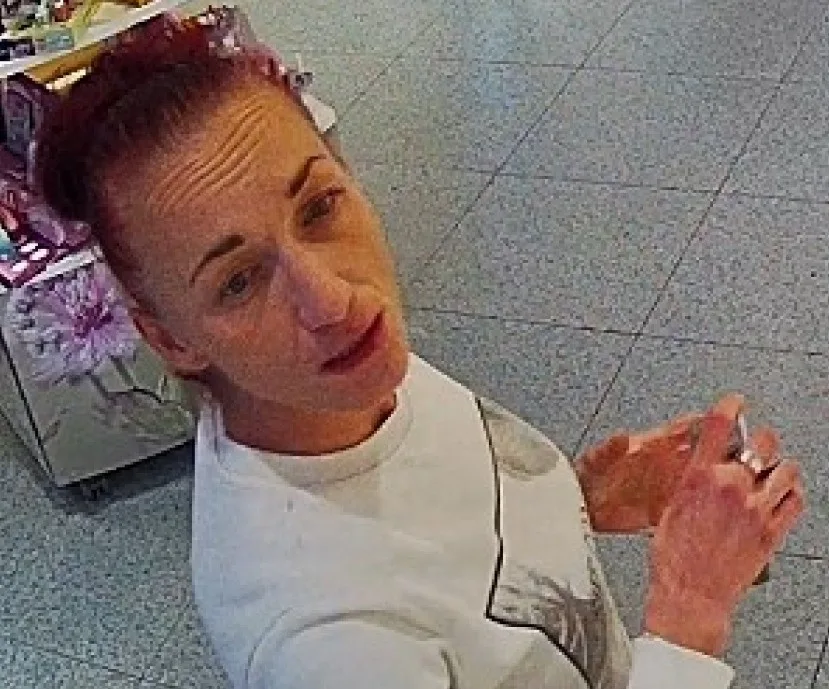 Policisté by si rádi promluvili se zatím neznámou ženou v souvislosti s vyšetřováním krádeží