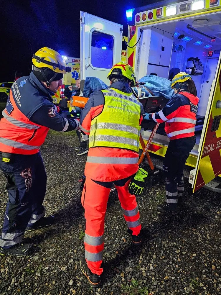 Skutečná letošní nehoda vlaku ve Švýcarsku byla námětem obřího cvičení složek IZS v nejdelším českém tunelu