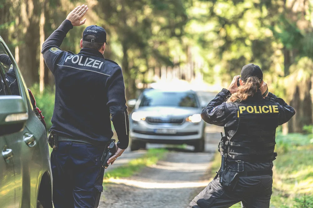 Práce cizinecké policie rozhodně není stereotypní