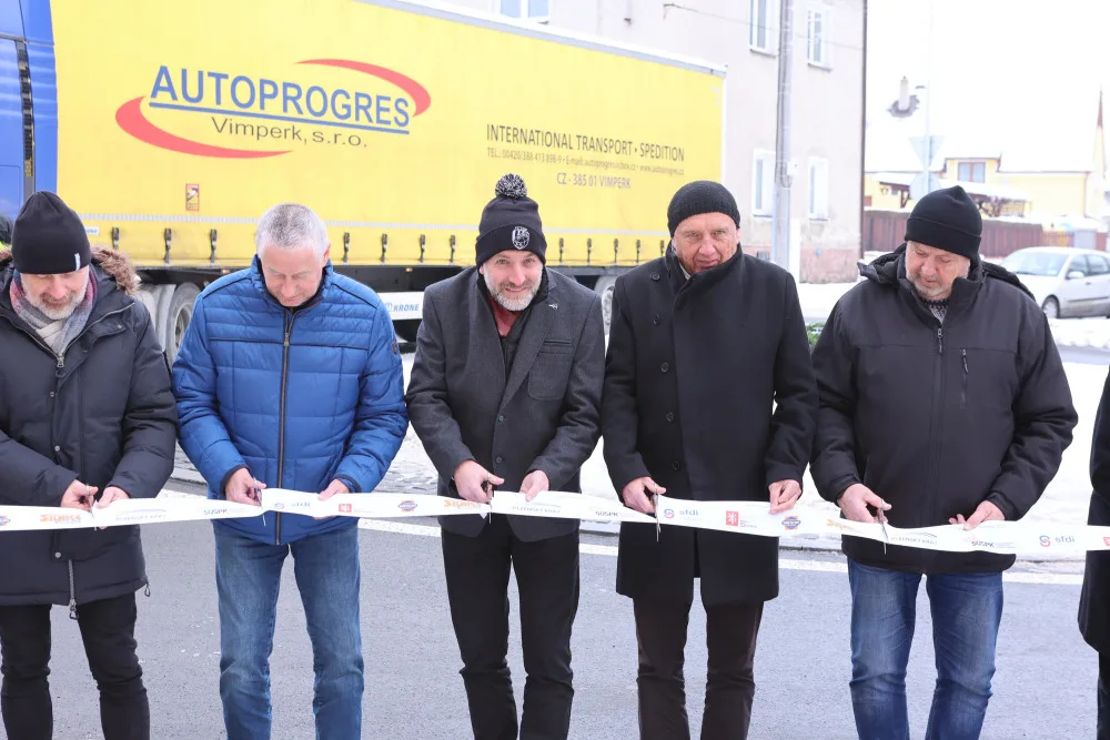 Řidičům se otevřel průtah Kolincem na Klatovsku za 155 milionů, zrychlí cestu na Sušicko