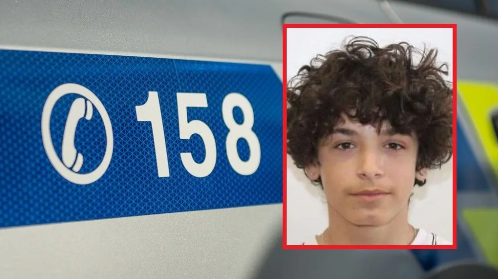 Vyhlášený útěkář s bujnou kšticí vyrazil na další z mnoha svých dobrodružných cest a nevrátil se domů