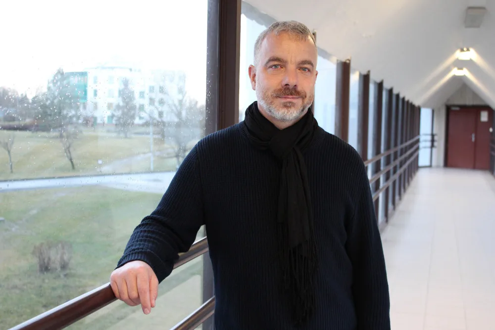 Funkci ombudsmana zavedla Západočeská univerzita v Plzni. (ZČU). Tento post zastává od 1. ledna Petr Šimon