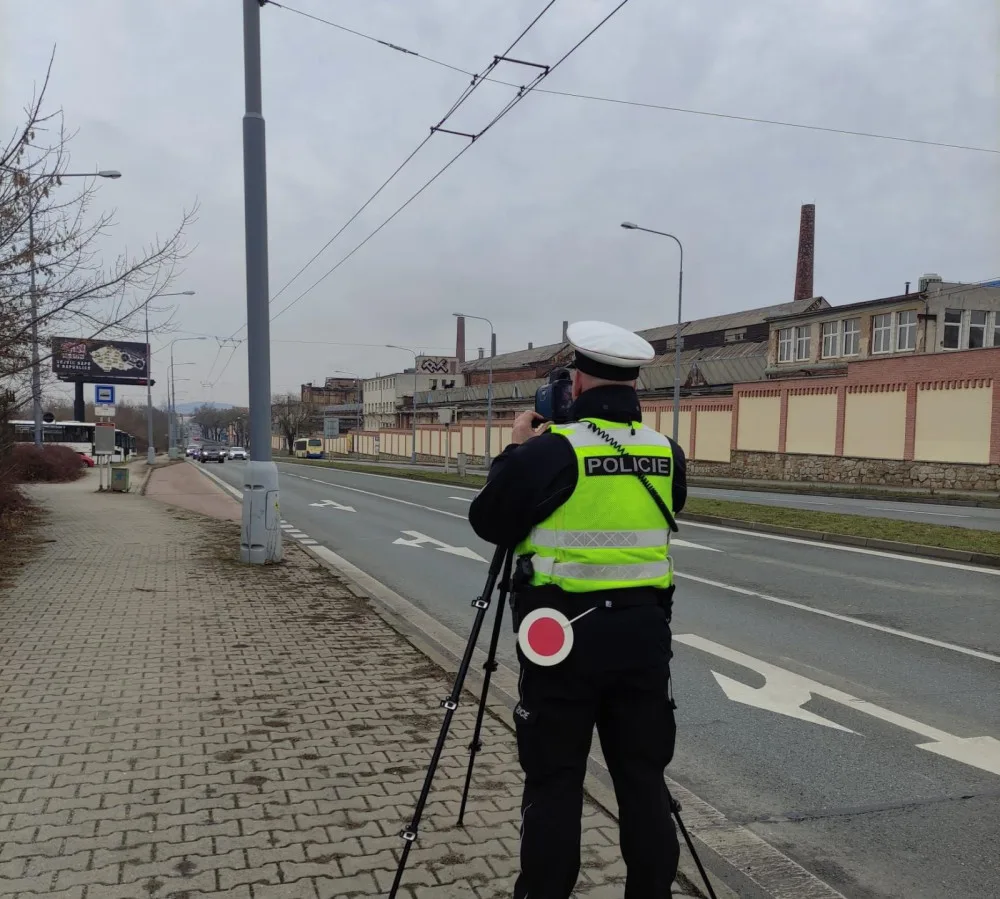 Při kontrolní akci se policisté zaměřili na rychlost a na linkové autobusy