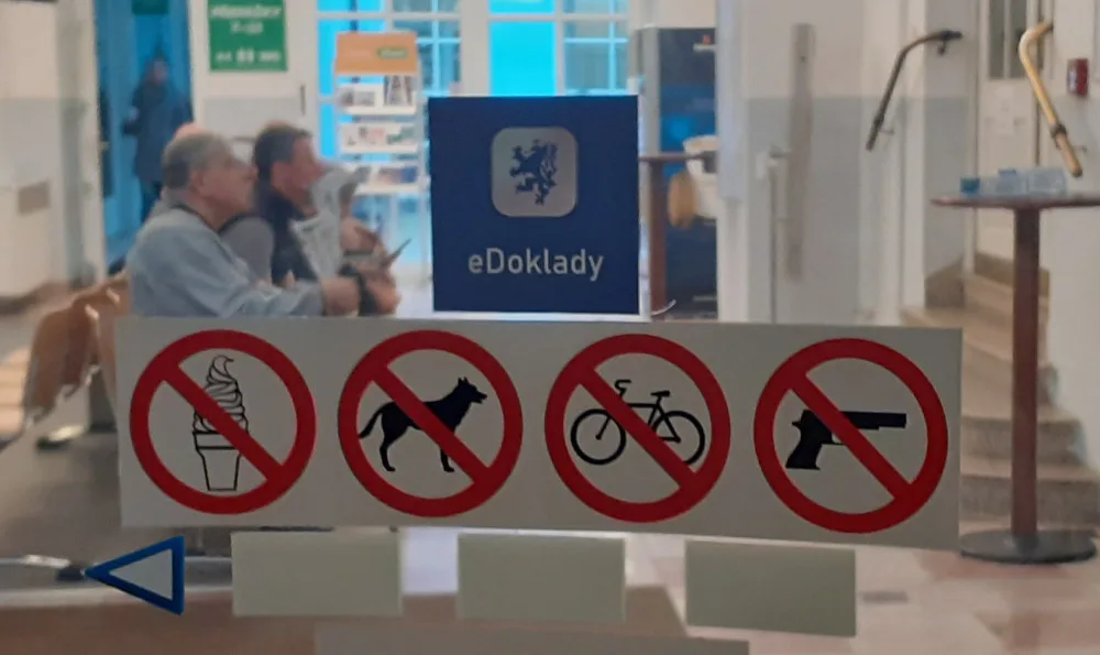 Plzeňáci už mohou používat občanku v mobilu, město zařídilo uznání e-dokladů dříve, než to ukládá zákon