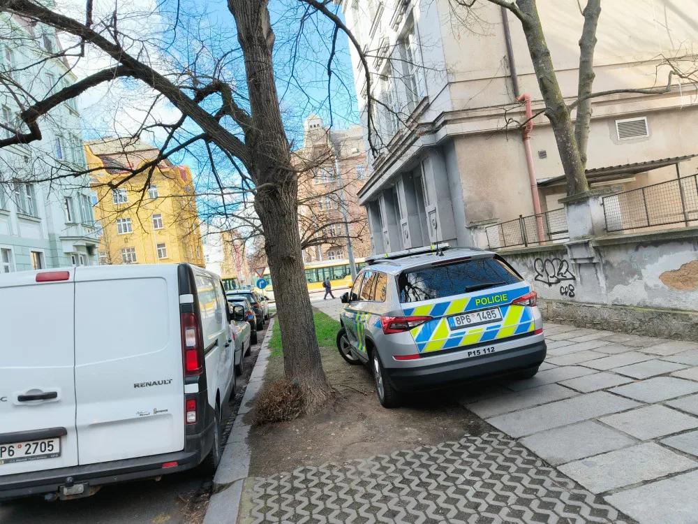Anonym vyhrožoval střelbou na univerzitách po celé republice, policisté zasahovali například v Plzni