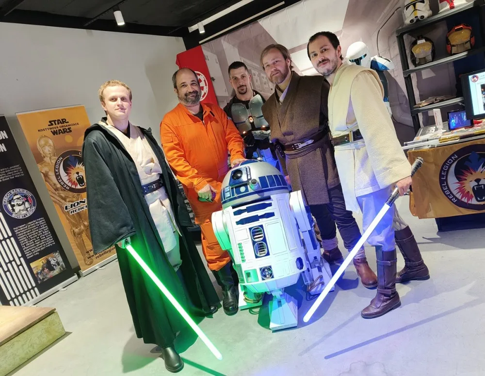 Radek Voltr (druhý zleva) se svými kolegy z The Rebel Legion - Lion Base