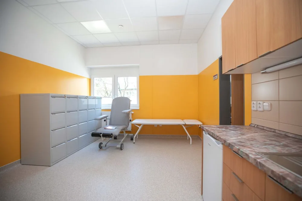 Nové dialyzační středisko za 80 milionů korun má Klatovská nemocnice pro pacienty se selháním ledvin
