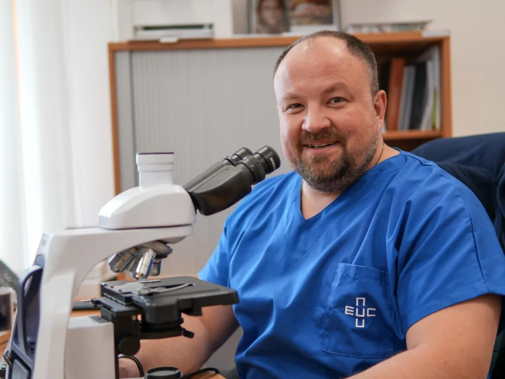 Chtěl jsem působit v oboru, kde jde výzkum dopředu, říká MUDr. Vít Martin Matějka, klinický onkolog z EUC Kliniky Plzeň