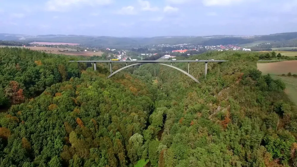 Takto bude vypadat most přes Střelu na obchvatu Plas, vizualizace: ŘSD