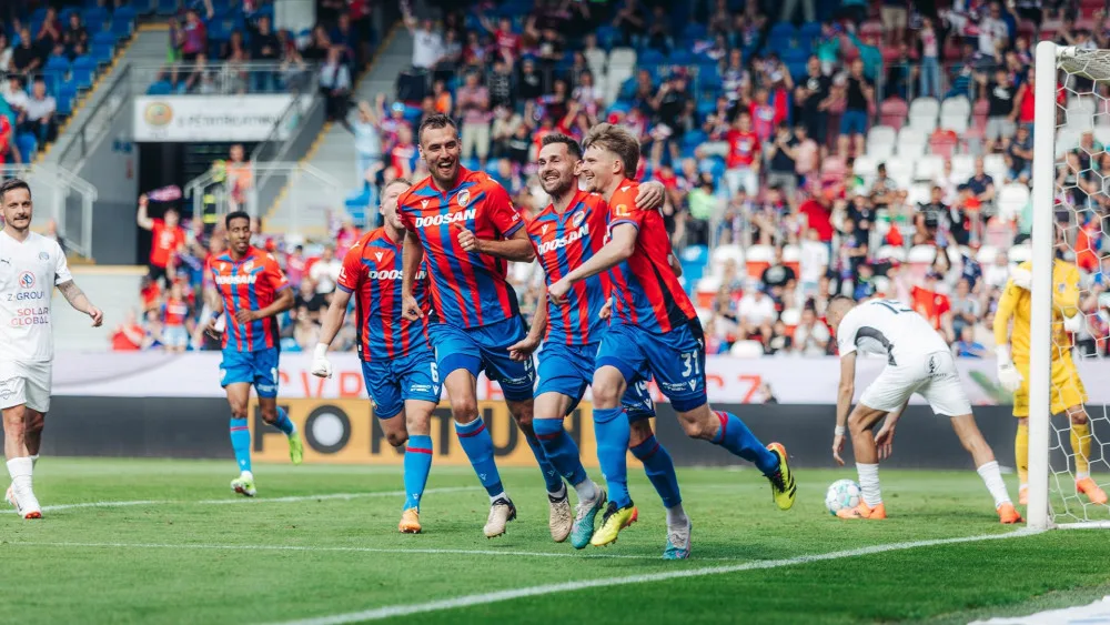 Kanonýr Šulc hattrickem zařídil fotbalistům Plzně výhru 4:2 v přestřelce se Slováckem
