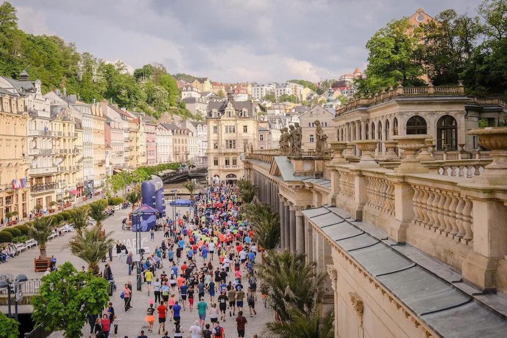 Karlovy Vary se v sobotu rozběhnou. RunCzech láká na půlmaraton i novou desítku