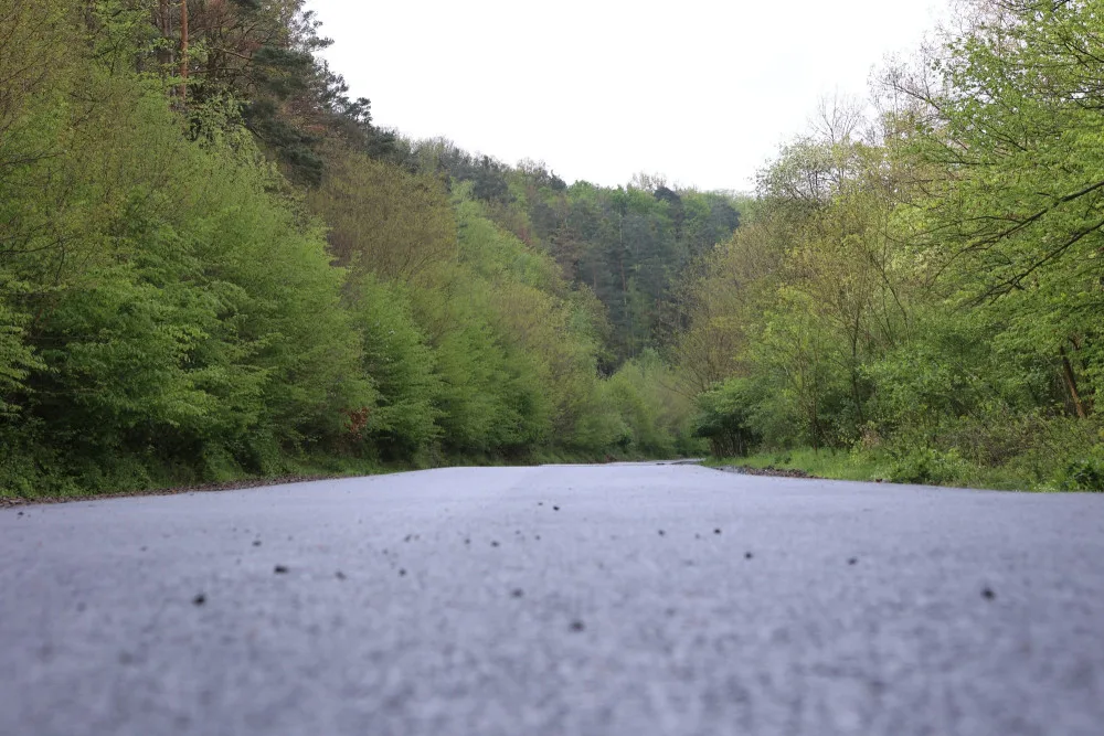 Místo rychlíků se tam budou prohánět cyklisté, unikátní stezka na železniční trati se brzy otevře veřejnosti