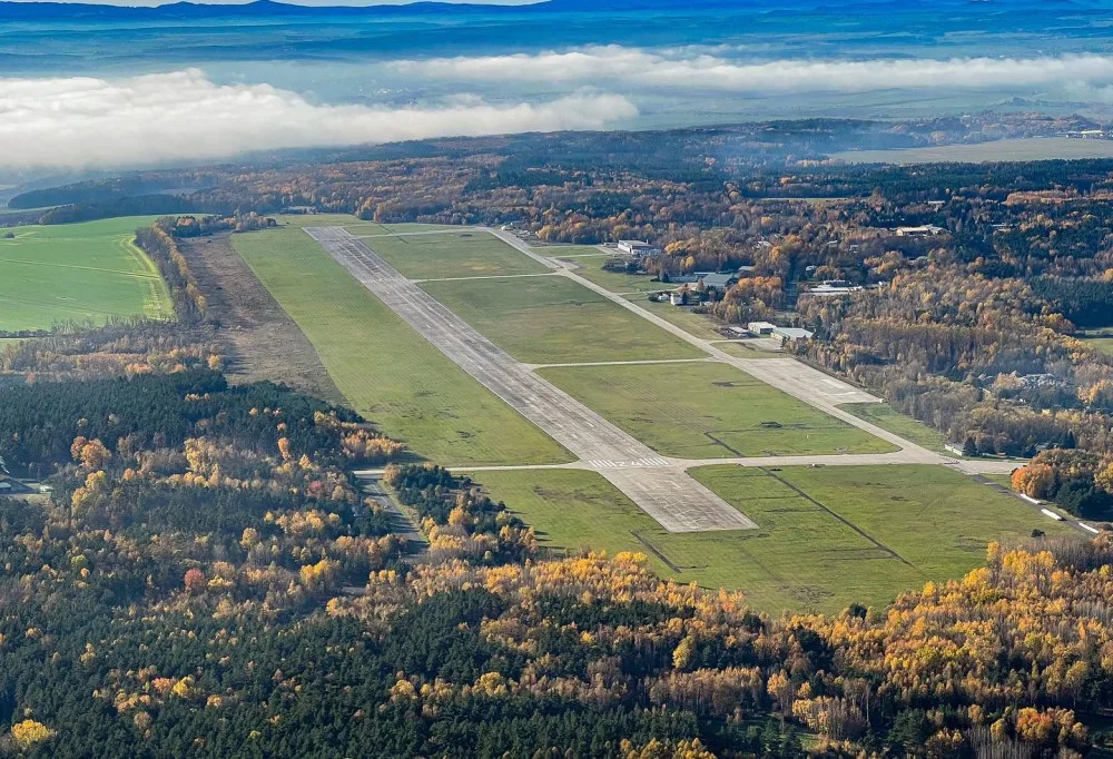 Vláda se ve středu z podnětu Senátu vrátí k budoucnosti zóny Plzeň-Líně