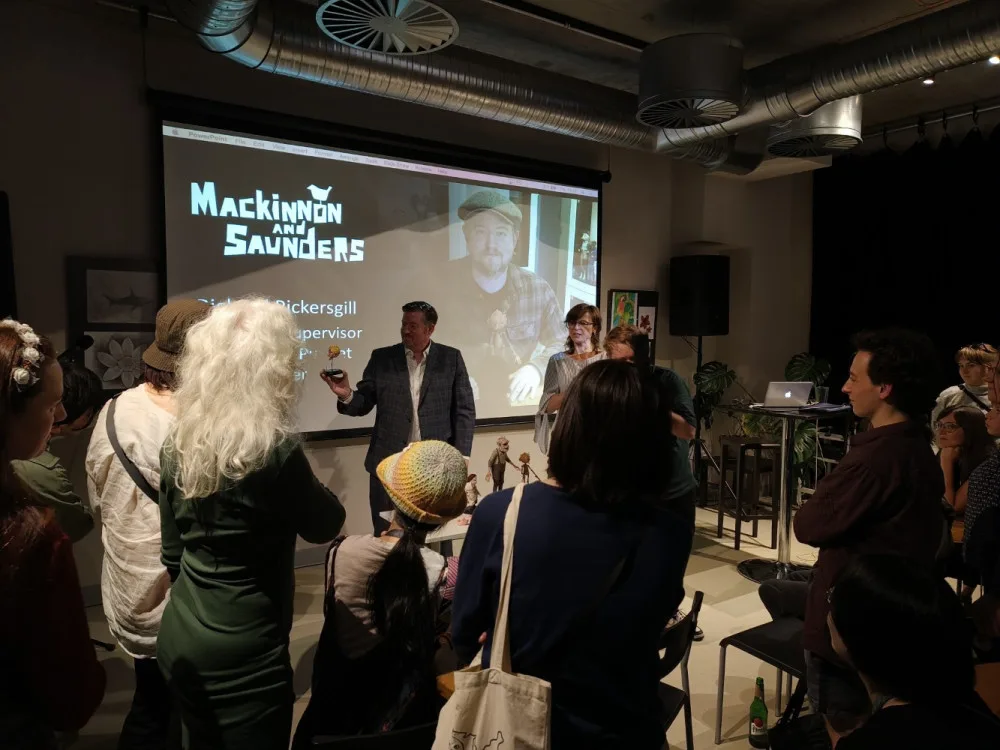 Tim Burton a Guillermo del Toro jsou odlišní tvůrci a je radost s nimi pracovat, říká loutkář Richard Pickersgill