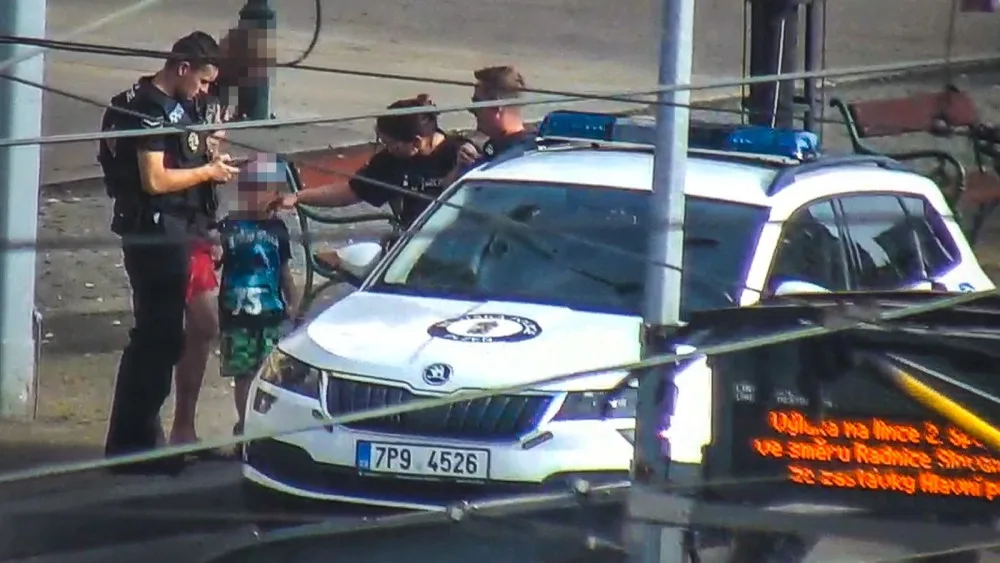 Chlapeček omylem ujel svému otci jiným autobusem MHD. Následovala blesková záchranná akce