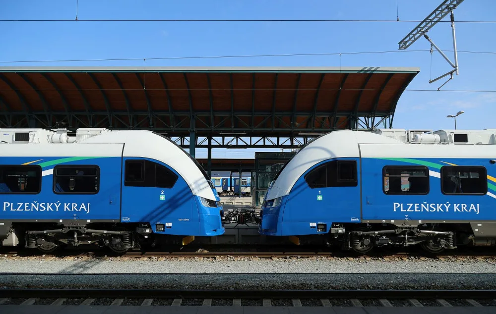 Lišky vyrazily do akce. České dráhy nasadily regionální vlaky RegioFox do provozu v Plzeňském kraji