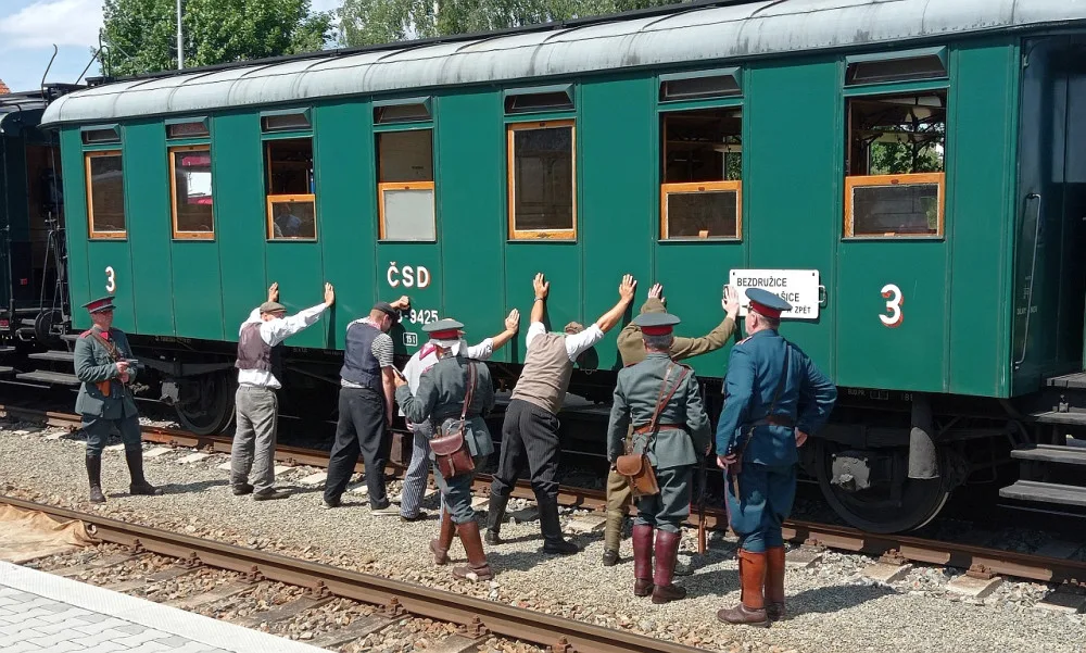 Ve stanici Bezdružice bude i ukázka práce četníků, foto: Bezdružická lokálka