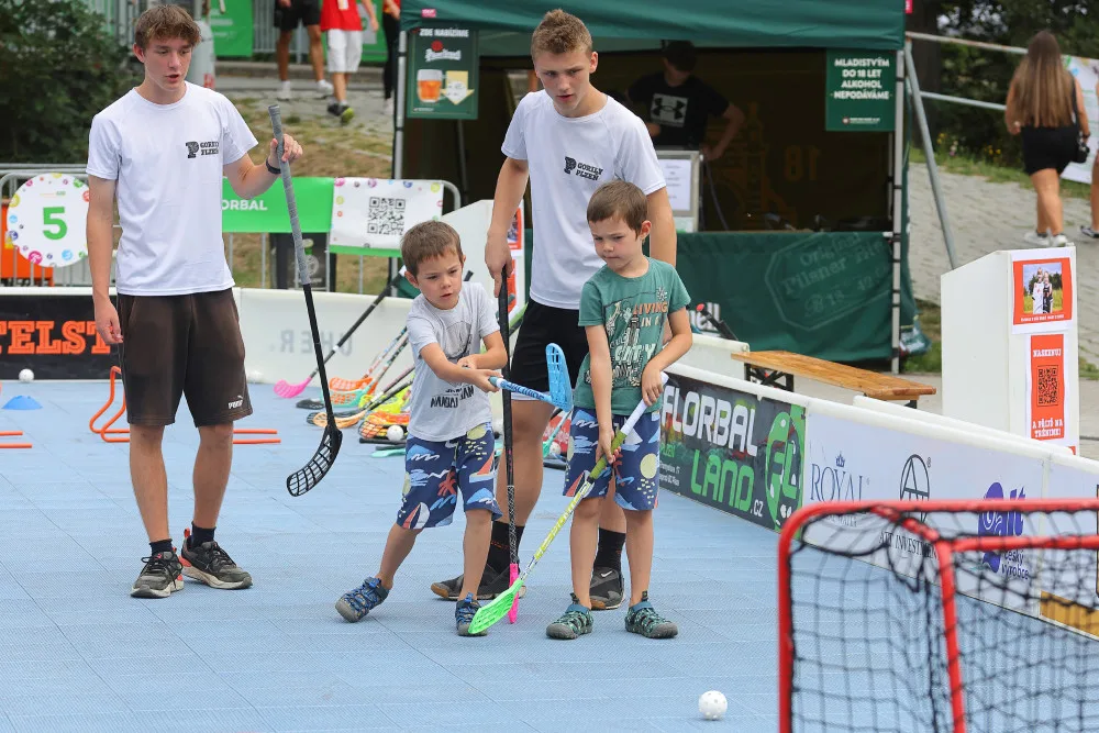 Odstartovala Sportmanie, největší sportovní akce pro veřejnost. Nabídne desítky stanovišť i autogramiády