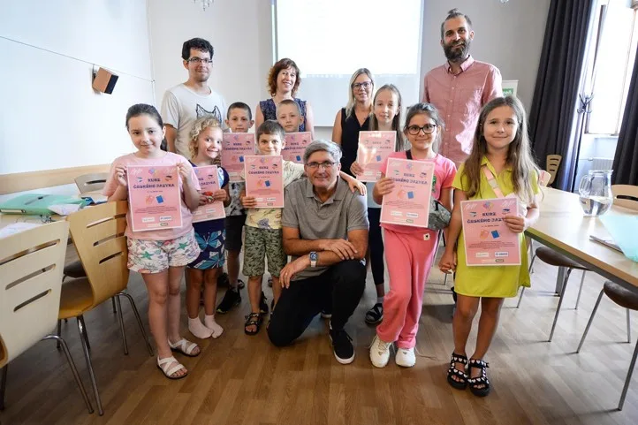 O letní kurzy češtiny pro děti ukrajinských uprchlíků byl ohromný zájem