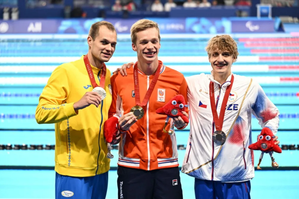 Šestnáctiletý plavec David Kratochvíl zkompletoval na paralympijských hrách svou medailovou sbírku