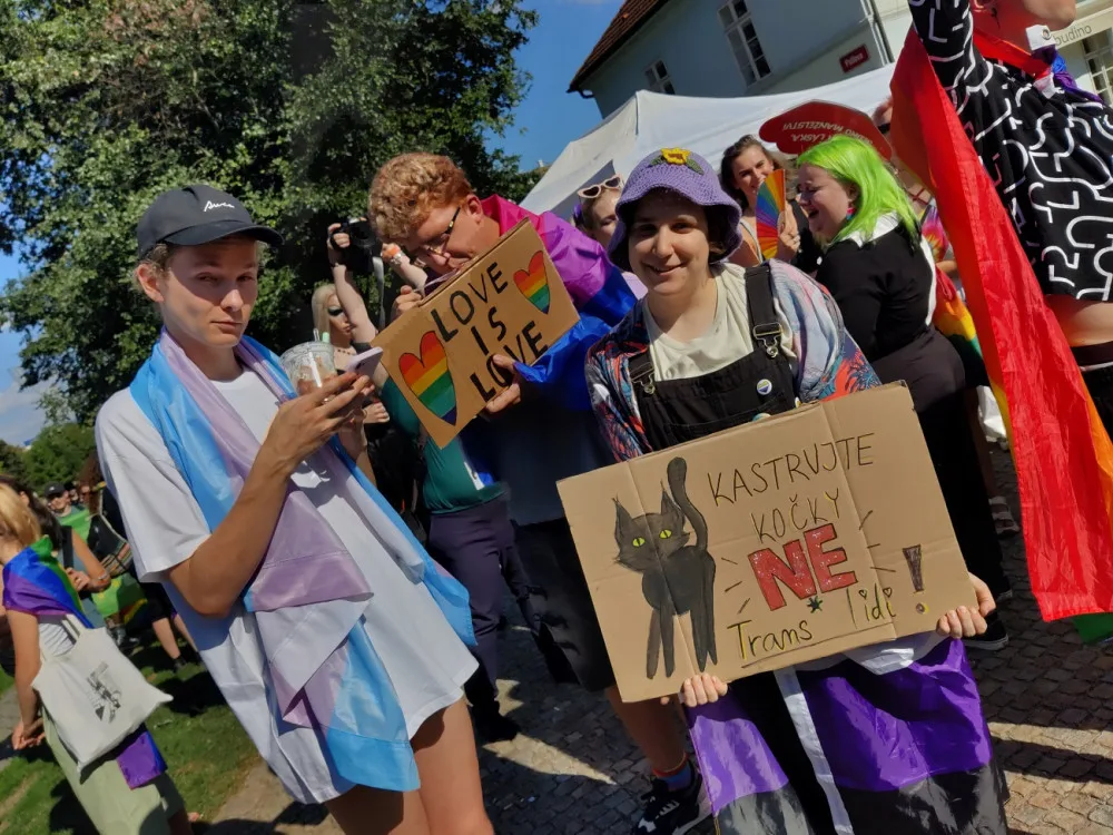 Centrem Plzně opět projde duhový průvod. Startuje několikadenní festival Pilsen Pride