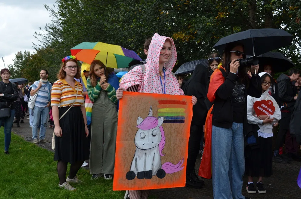 Centrem Plzně opět projde duhový průvod. Startuje několikadenní festival Pilsen Pride