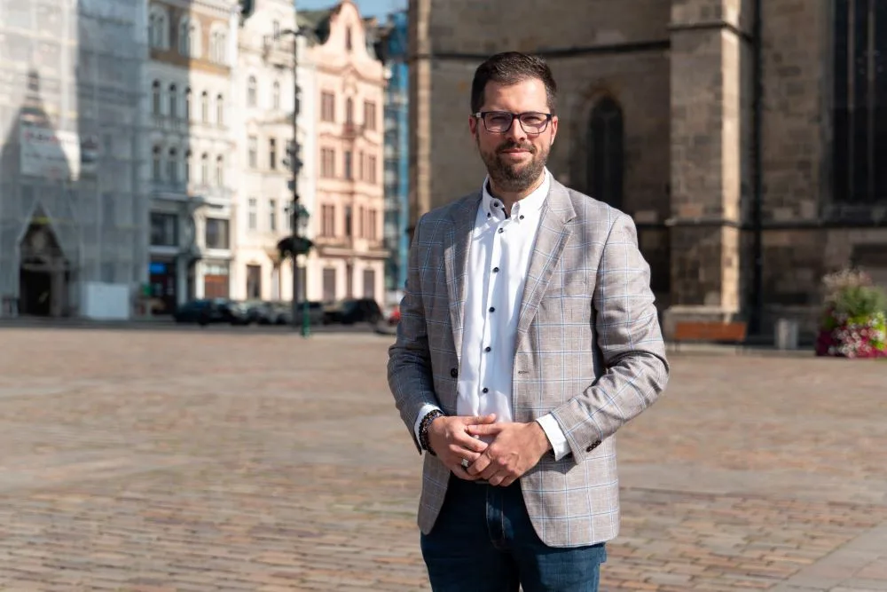 Jan Šašek: Skoro polovina lidí se u nás v kraji necítí bezpečně. To je nepřijatelné, říká lídr kandidátky Společně