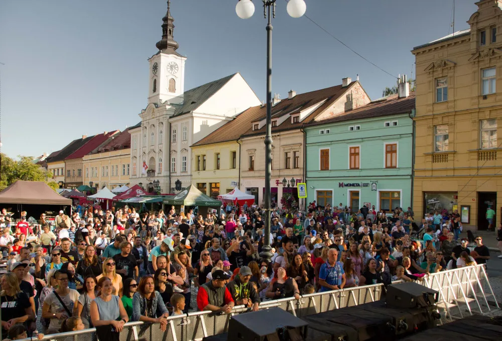 David Koller i skupina No Name. Jubilejní 30. setkání pod rokycanskou věží láká na našlapaný program