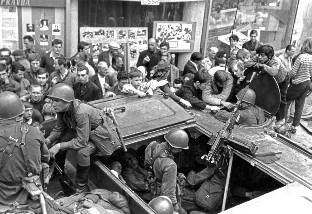 Odešla legenda, zemřel slavný fotograf Jiří Plzák. Fotografoval portréty ale i okupaci naší republiky 21. srpna 1968