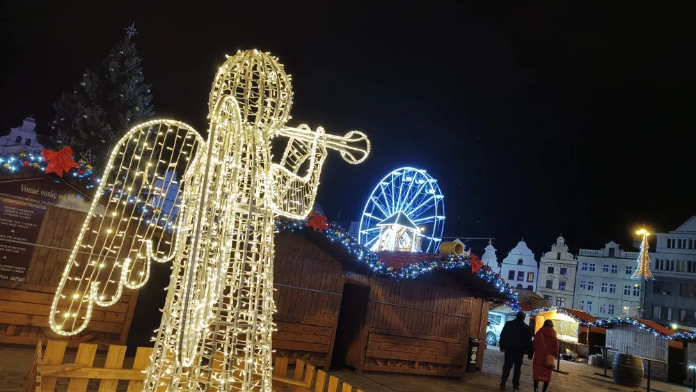 Příprava adventních trhů jde do finále