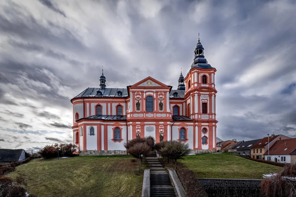 Přeštice u Plzně přestaví s církví areál a okolí bývalého statku u hlavního tahu