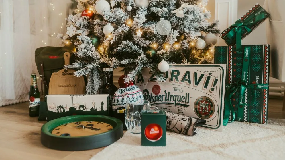 Obdarujte své blízké stylovými dárky Pilsner Urquell!