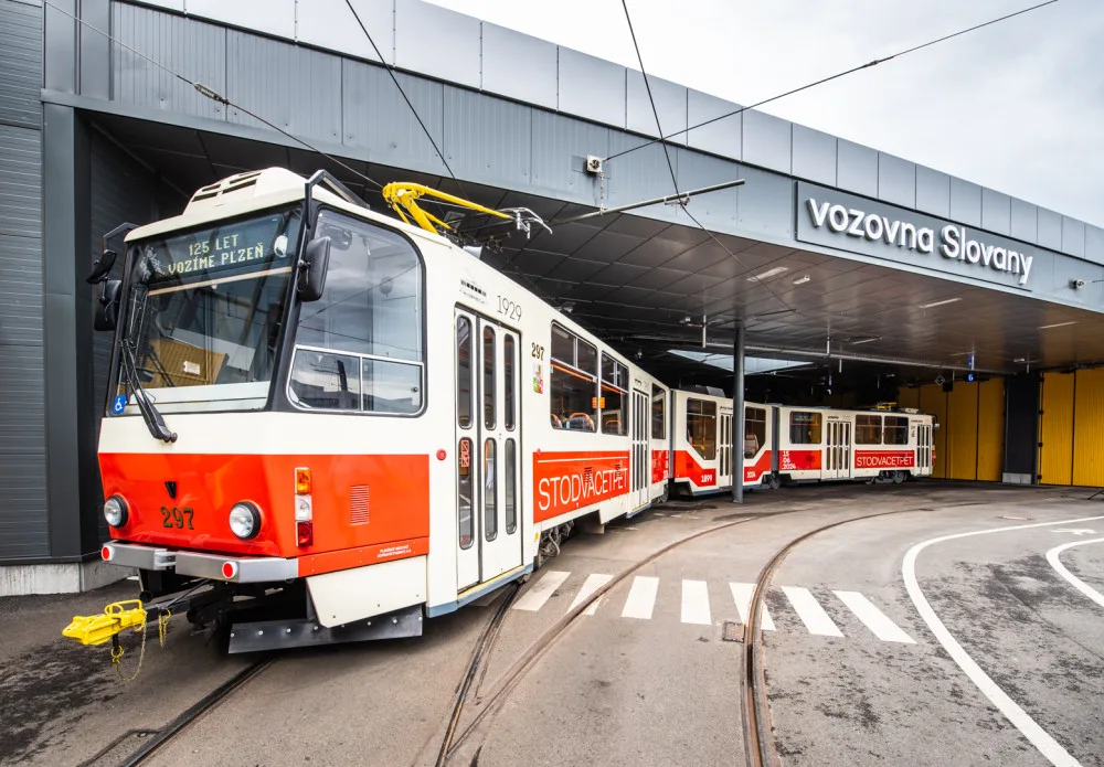 Retro vánoční tramvaj vyjede do ulic o první adventní neděli, dopravní podnik připravil několik novinek
