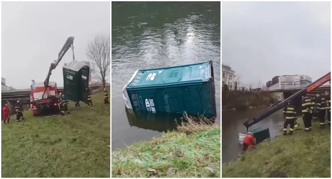 VIDEO: U břehu Radbuzy zakotvila kadibudka, hasiči si po ní sáhli hydraulickou rukou
