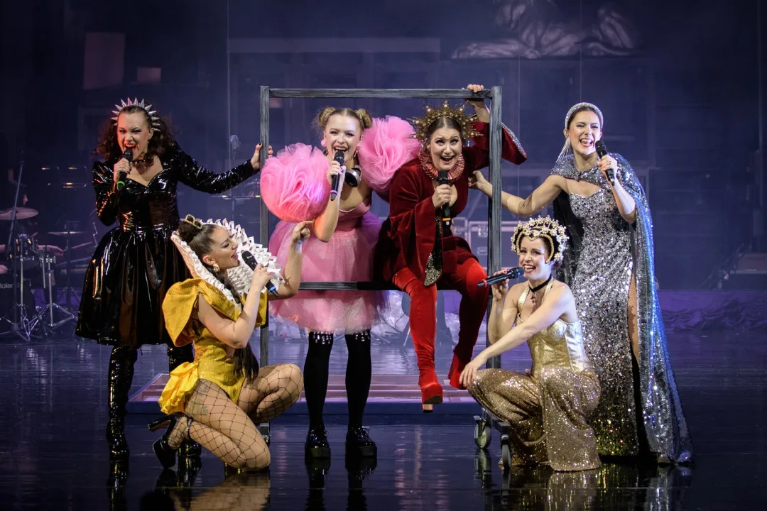 Eva Staškovičová, Felicita Victoria Prokešová, Natálie Dvořáková, Vendula Příhodová, Kateřina Chrenková, Ivana Korolová