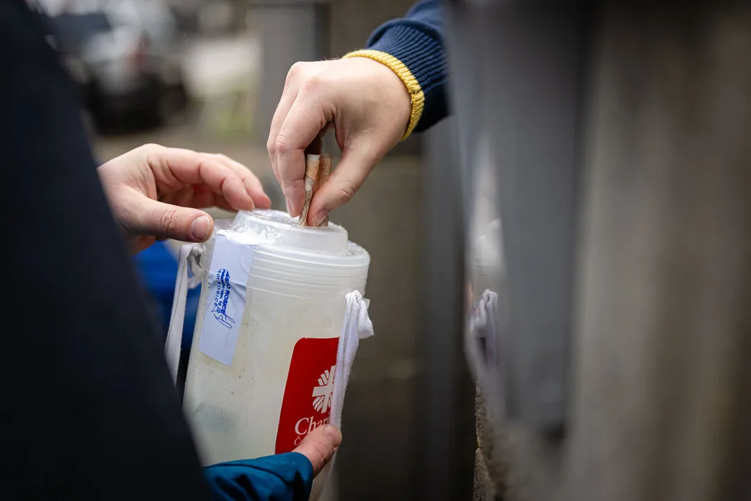 V kasičkách Tříkrálové sbírky na západě Čech bylo rekordních 7,6 milionu korun