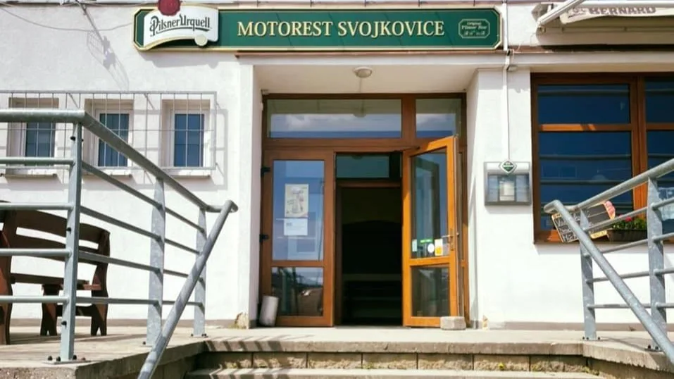 V motorestu se uskuteční mezinárodní koncert skinheadských skupin