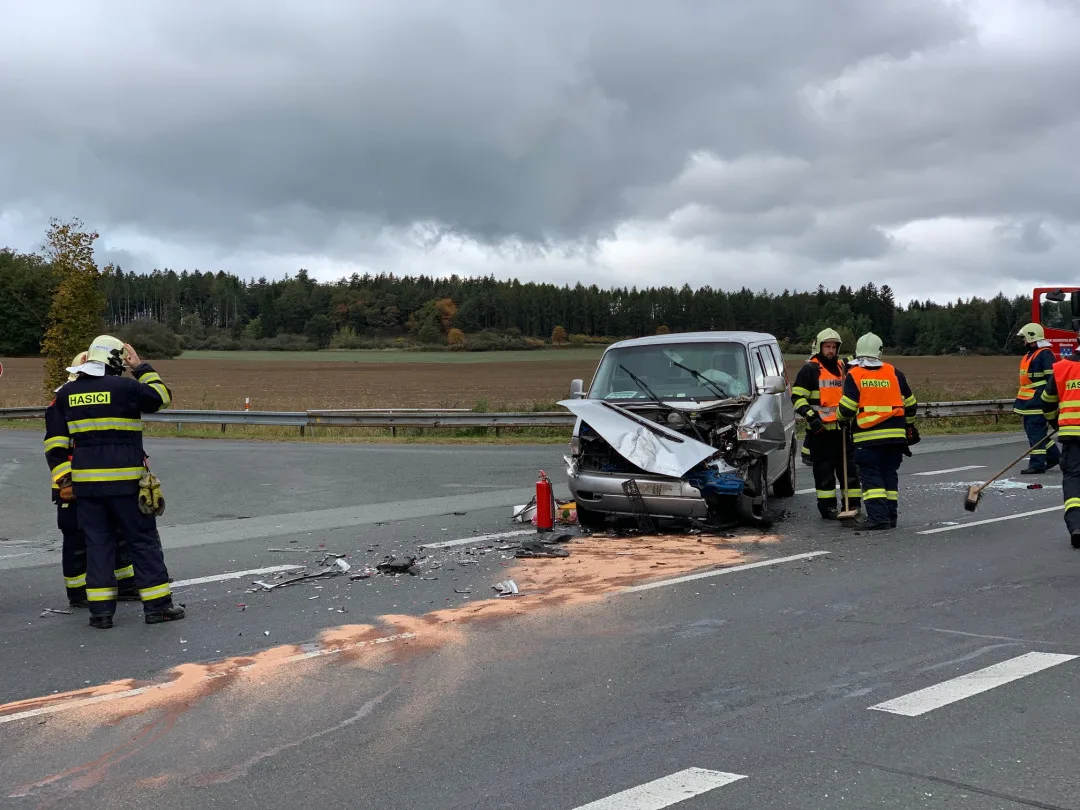 Křižovatka smrti na velmi frekventovaném úseku silnice I/20 by měla projít úpravou. Jde o místo častých nehod