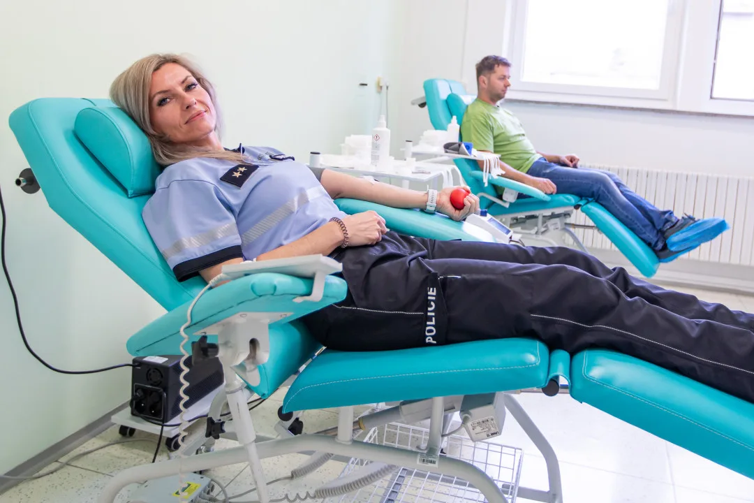 Nemocnice lákají dárce krve na zajímavé benefity, nechybí skipasy nebo lístky do zoo