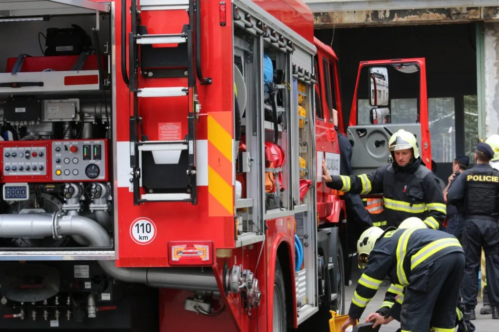 Hasiči v Plzeňském kraji zasahovali vloni mnohem častěji, ubylo ale požárů i výjezdů k nehodám