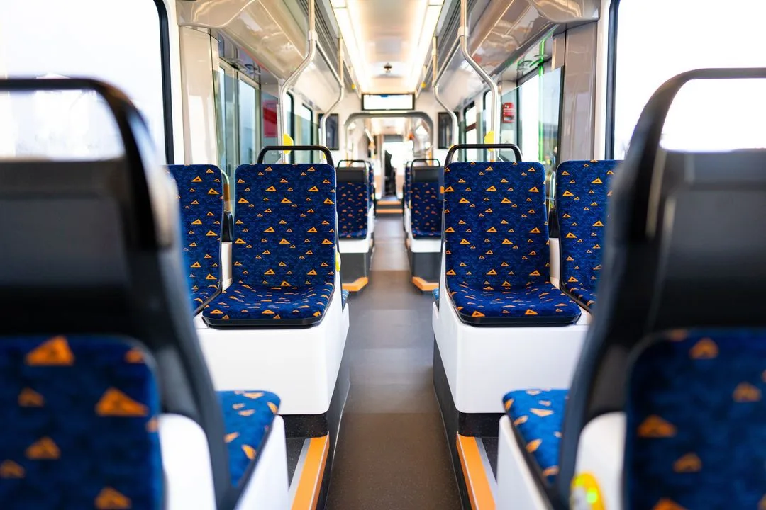 Škodováci vyrobili nejdelší tramvaj na světě, měří téměř 60 metrů. Dvanáct obřích souprav bude jezdit v SRN