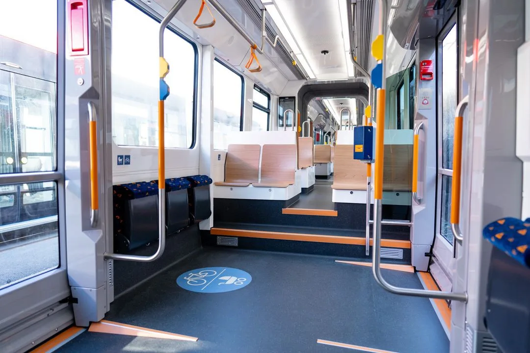 Škodováci vyrobili nejdelší tramvaj na světě, měří téměř 60 metrů. Dvanáct obřích souprav bude jezdit v SRN