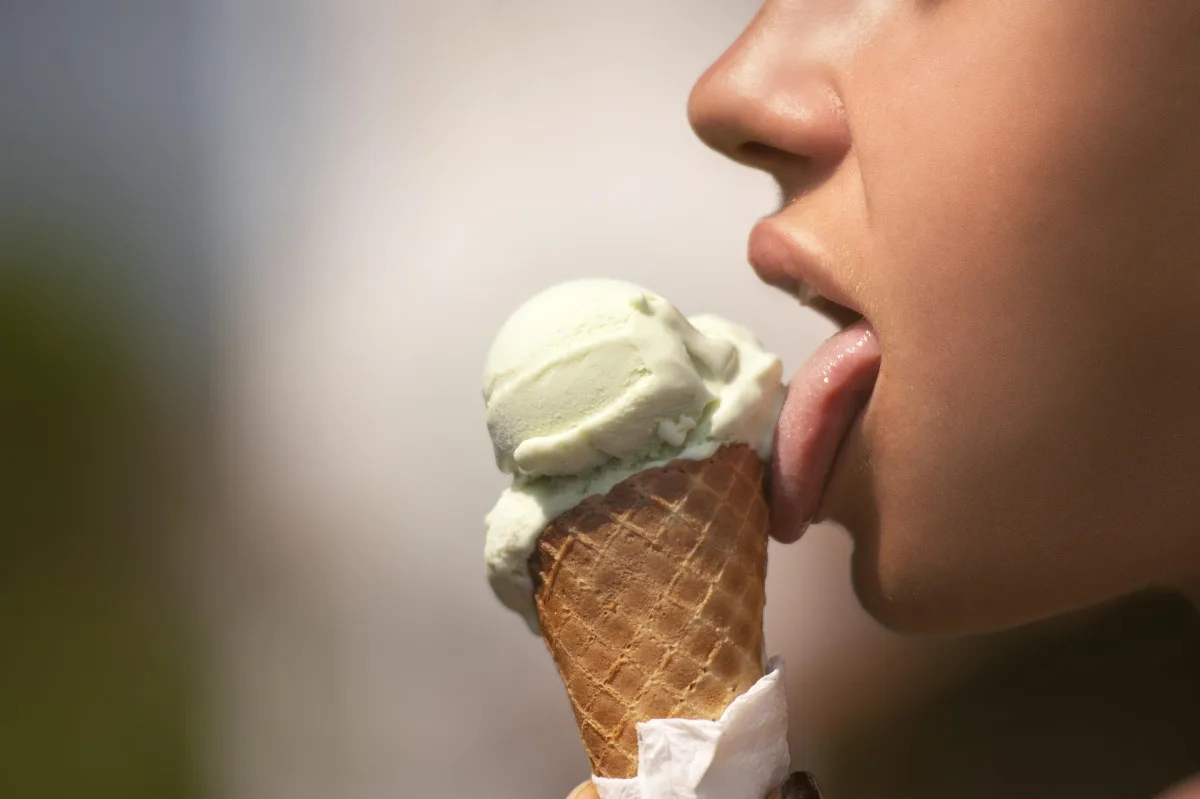 ice-cream-2588541_1920