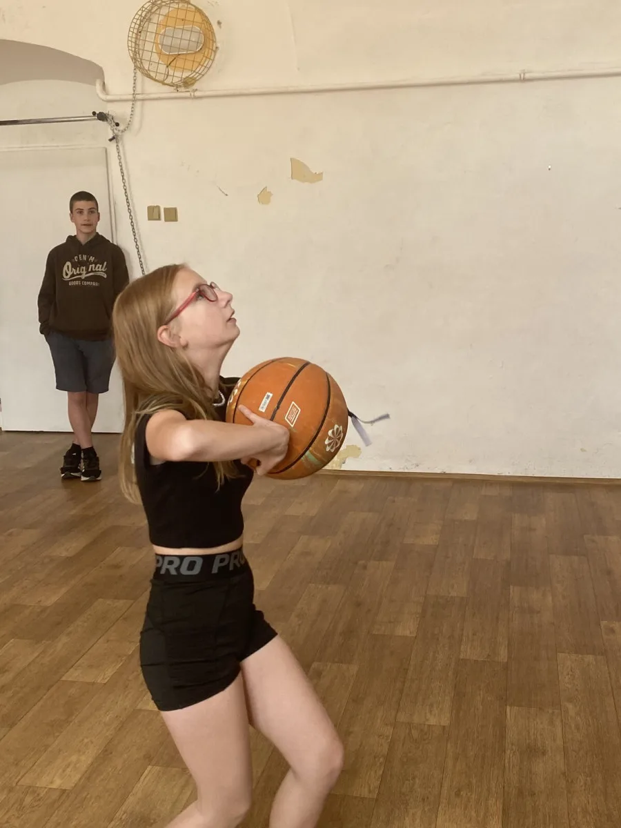 I letos mohou lidé přispět na vybavení posiloven klubů pro děti a mládež z ulice
