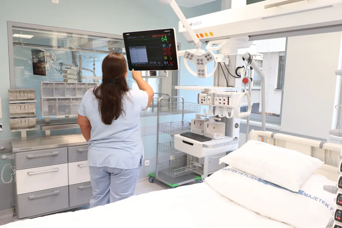 Fakultní nemocnice Plzeň dvojnásobila za 180 milionů počet lůžek kardiologie
