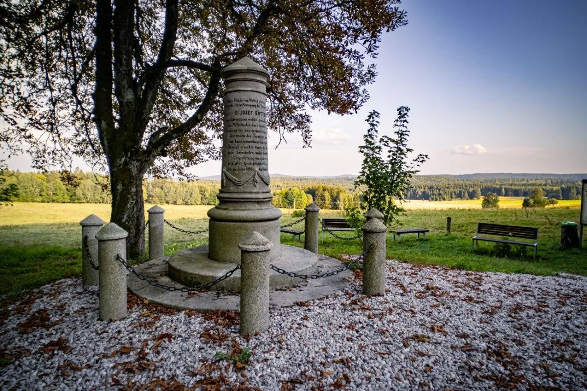 Zaniklá obec na hřebeni Českého lesa opět ožije turistickým festivalem, dorazí i pamětníci