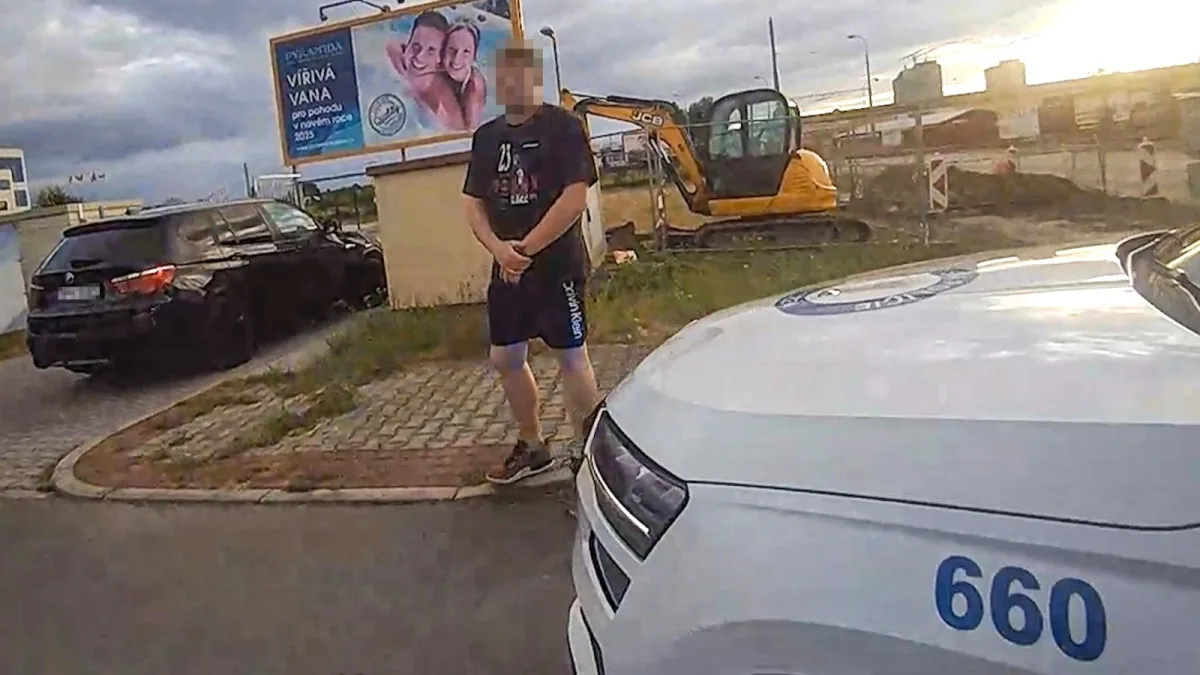 Řidič BMW nerespektoval dvě značky, vzápětí se provalily další jeho průšvihy