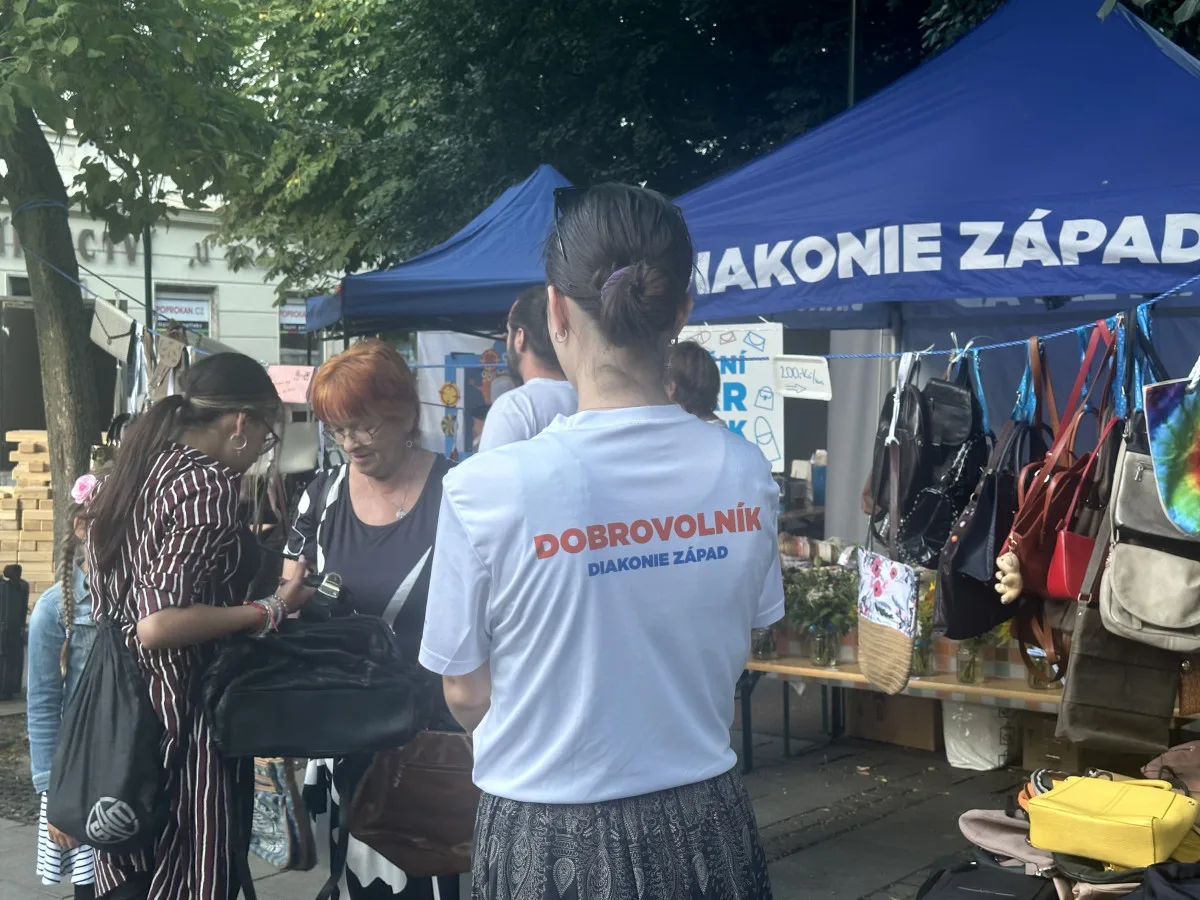 Dobročinný bazar nepotřebných kabelek pomůže lidem s handicapem