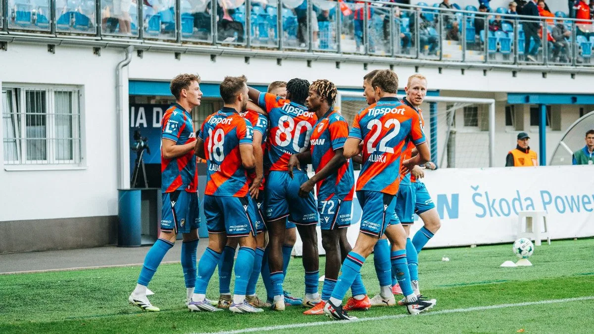 Fotbalisté Plzně udolali doma Karvinou 2:1, v nastavení rozhodl z penalty Vydra.
